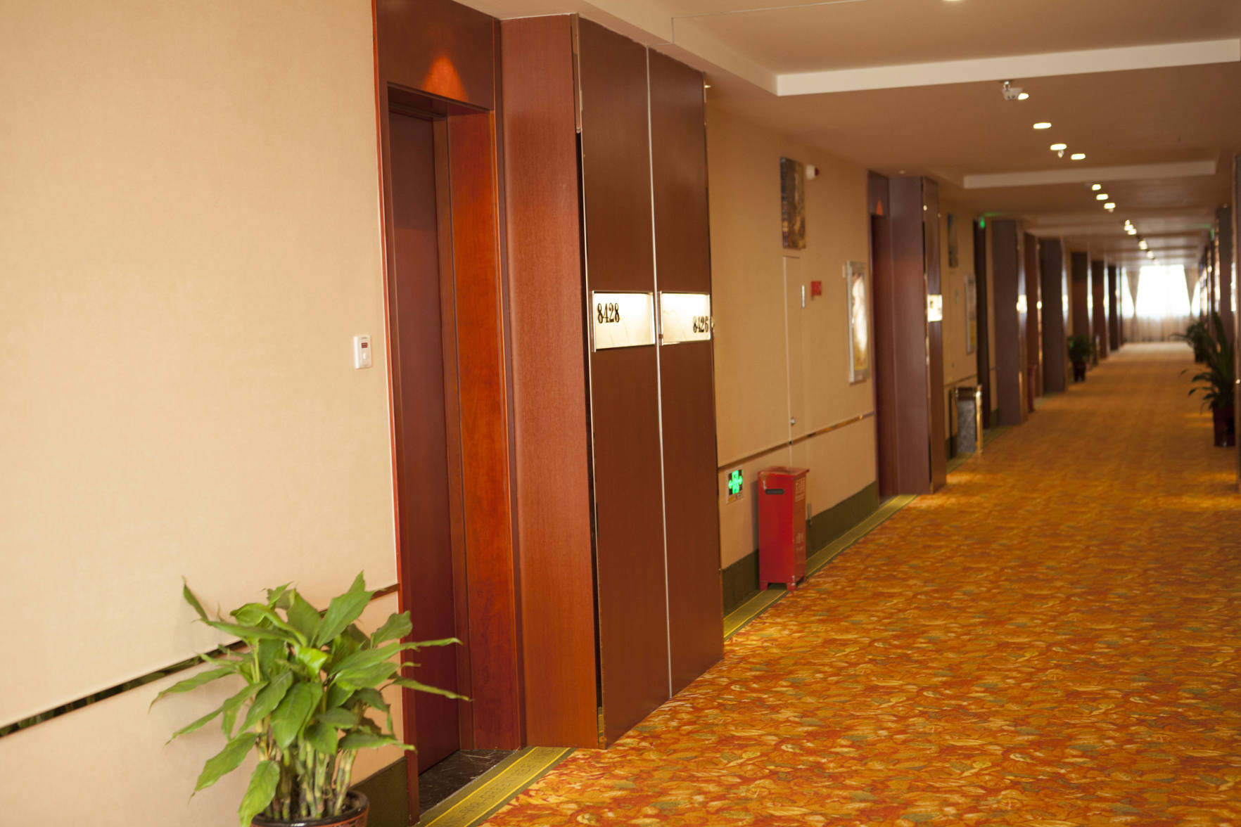 GreenTree Inn JiangSu NanTong Tongzhouwan Huanghe Road Business Hotel 2*
