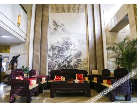Dalian Shizhou Yunshui Hotel (Dalian Xi'an Road Subway Station Branch) 4*