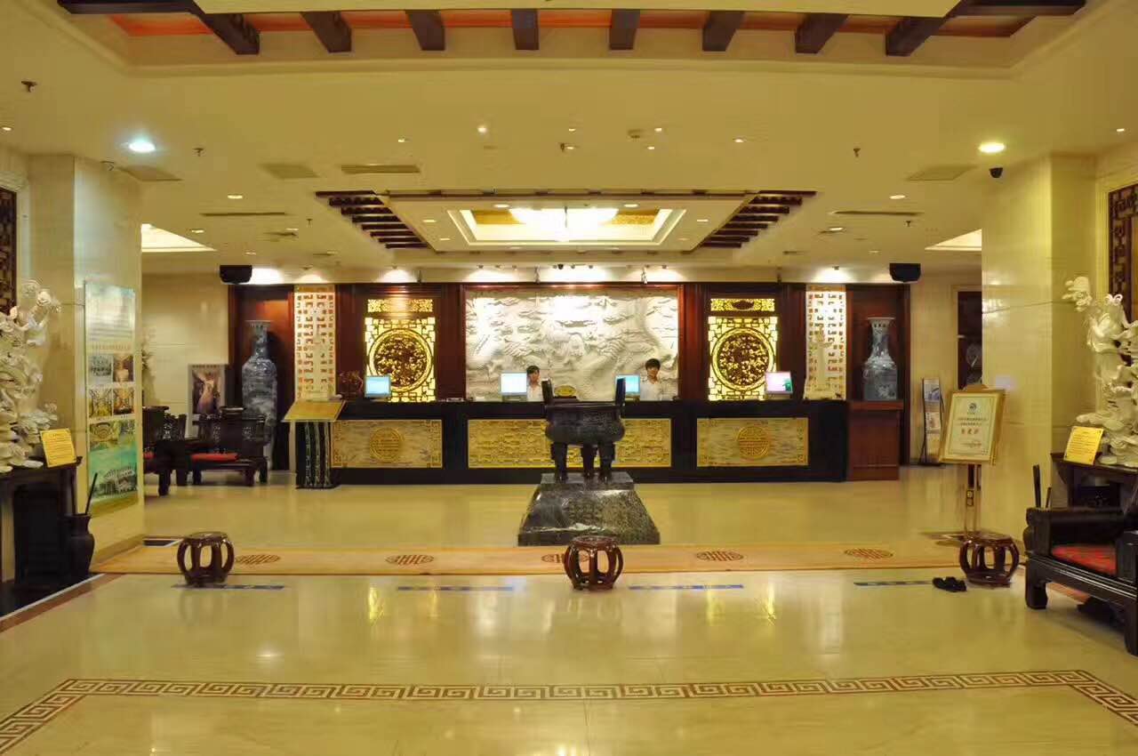 Dalian Shizhou Yunshui Hotel (Dalian Xi'an Road Subway Station Branch) 4*