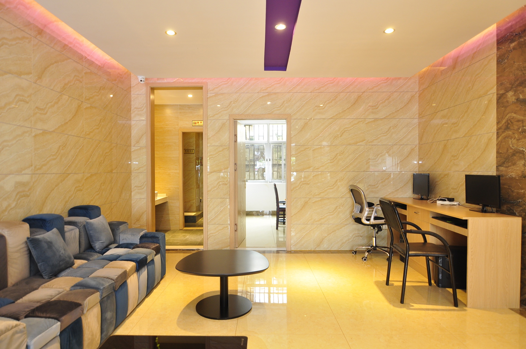 Yulai Hotel 2*
