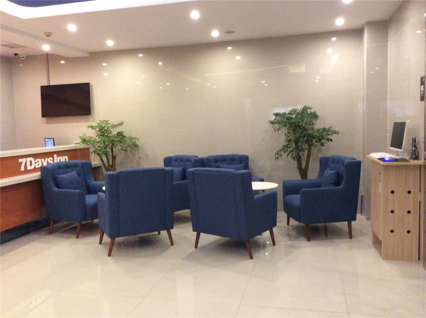 Beibei Holiday Hotel (Southwest University Branch) 2*