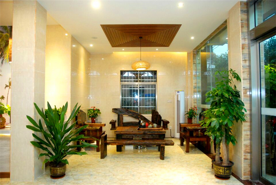 Chenhai Themed Hotel 2*