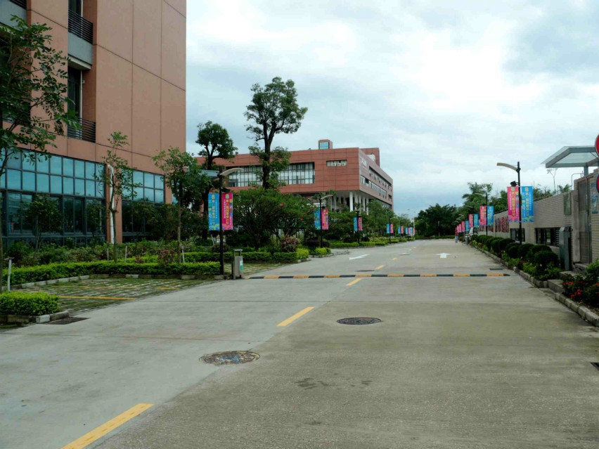 Pai Hotel (Zhuhai City Vocational College Jinwan Huafa Shangdu Store) 2*