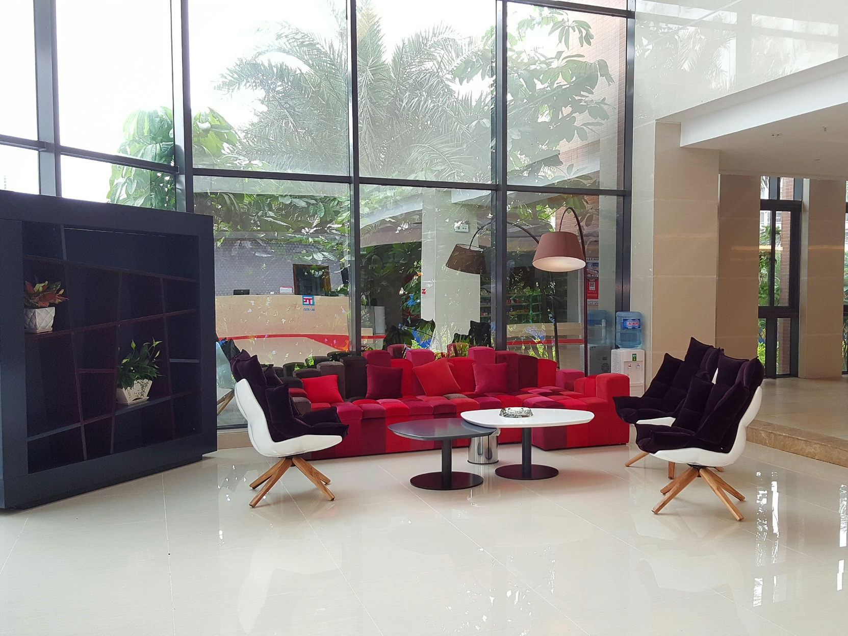 Pai Hotel (Zhuhai City Vocational College Jinwan Huafa Shangdu Store) 2*