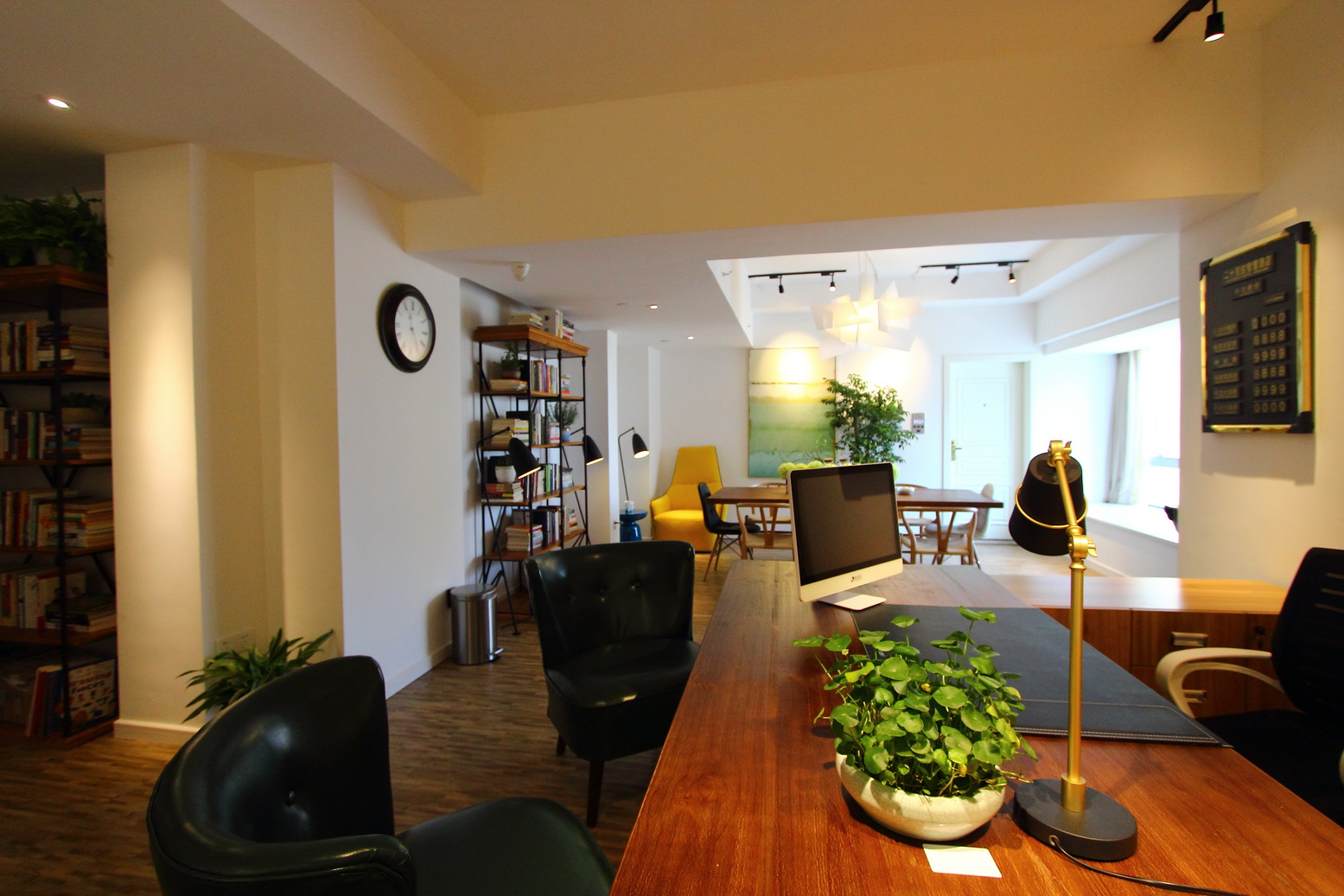 20 Carat Smart Hotel (Chongqing Guanyinqiao 9th Street Gaowu) 2*