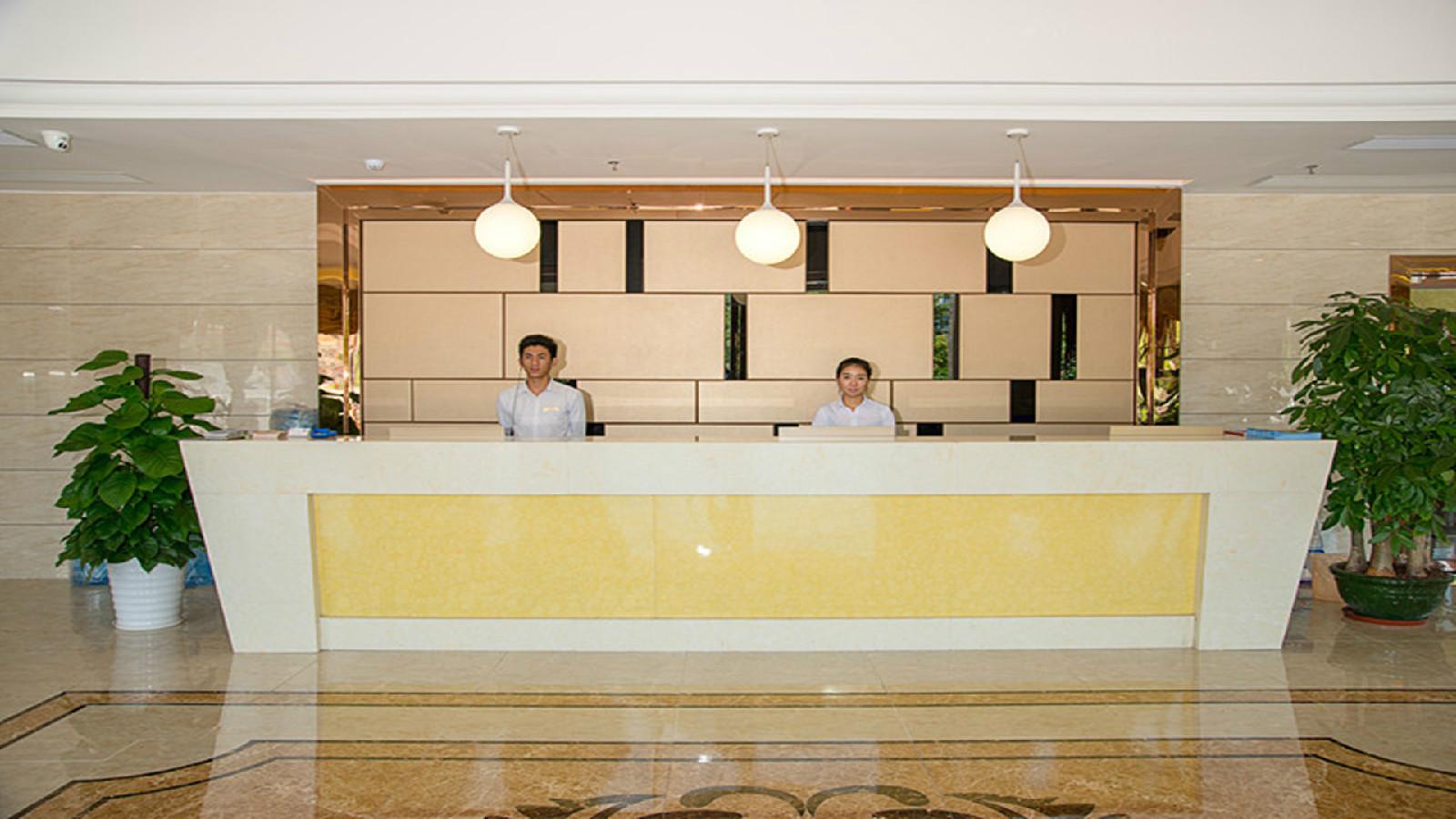 Bohuang Hotel 2*
