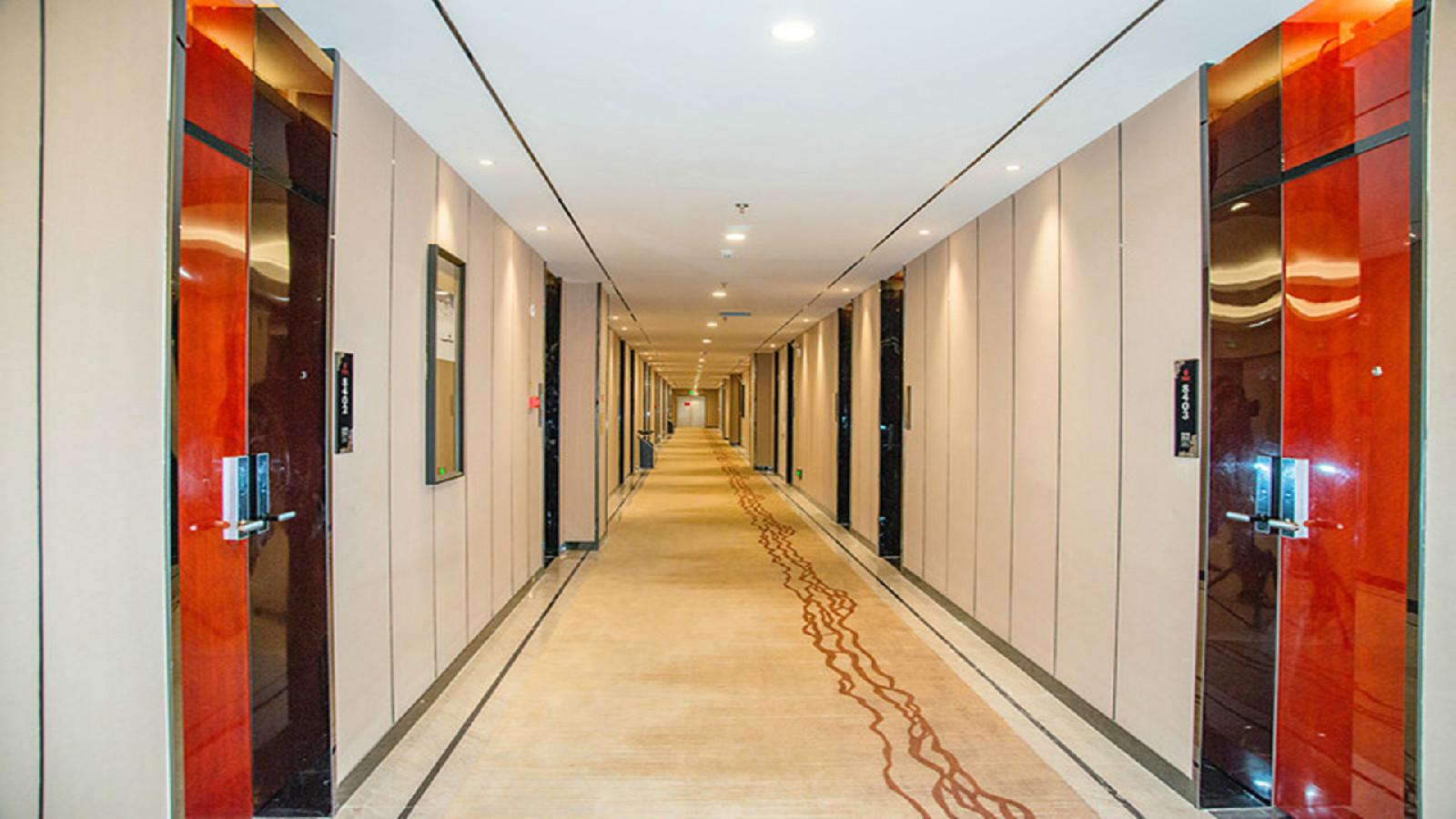 Bohuang Hotel 2*