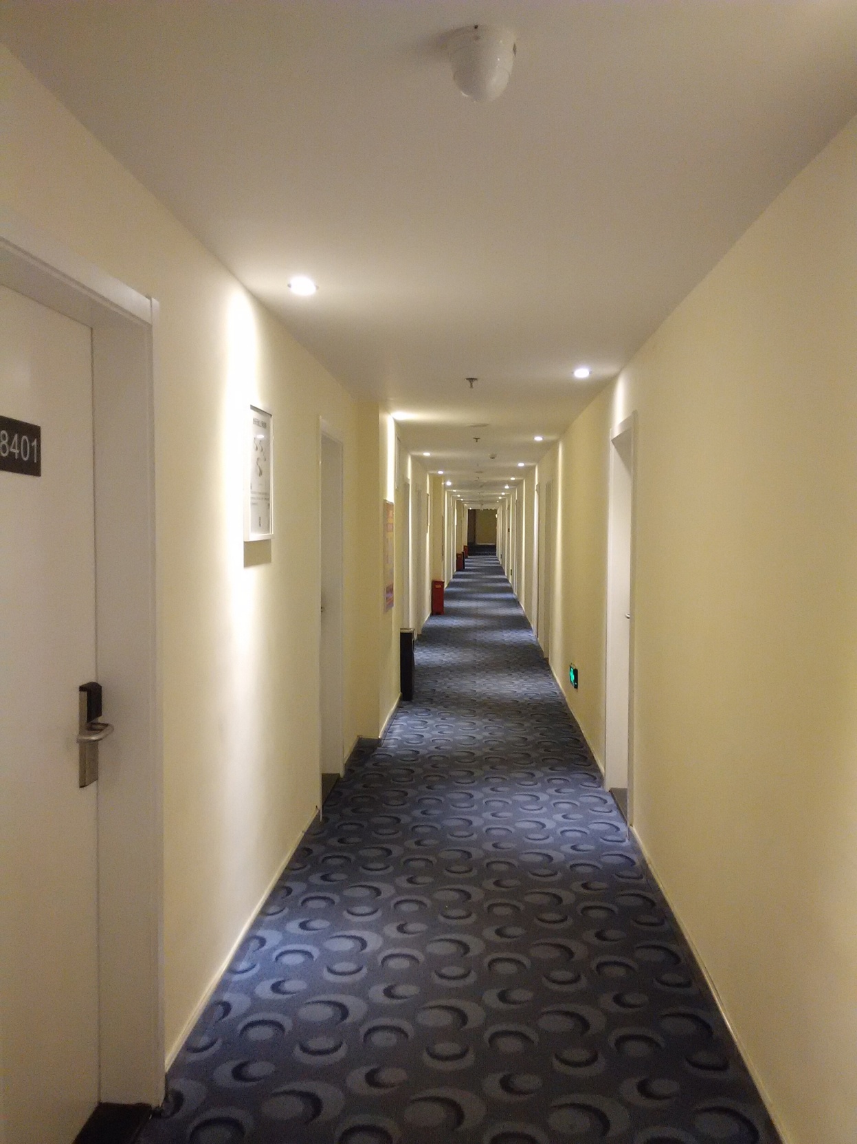 City 118 Select Hotel (Hanguang Road Airport Bus Station Jixiangcun Subway Station) 2*