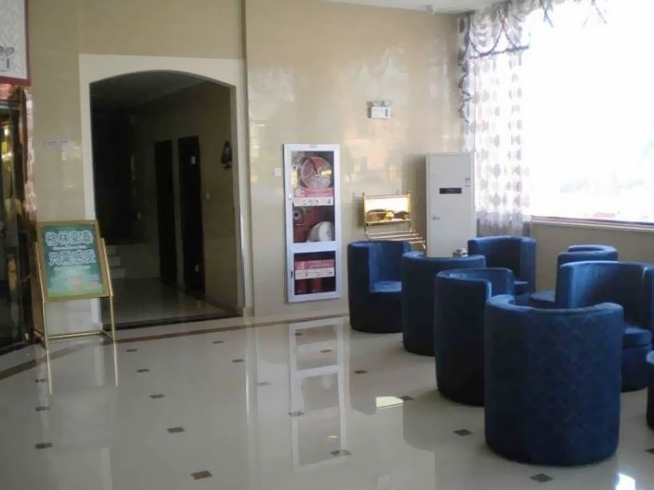 GreenTree Inn (Taizhou Xinghua Anfeng Run'an Garden) 2*