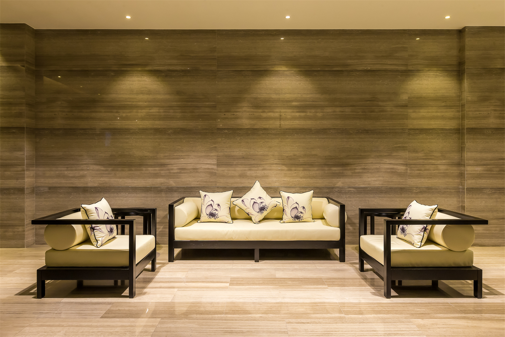 Aifeel Hotel (Shenyang Zhongjie) 3*
