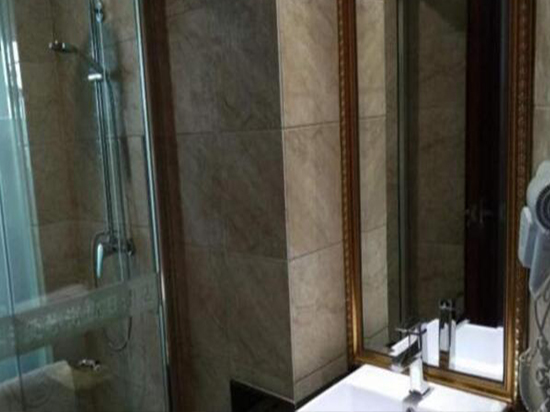 Aiqinhai Holiday Hotel 3*