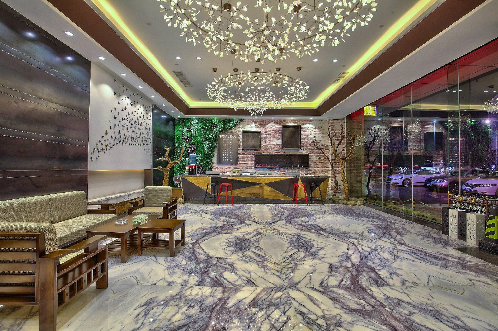 Baina Hotel (Ningbo Laowaitan Shuguang Metro Station Branch) 3*