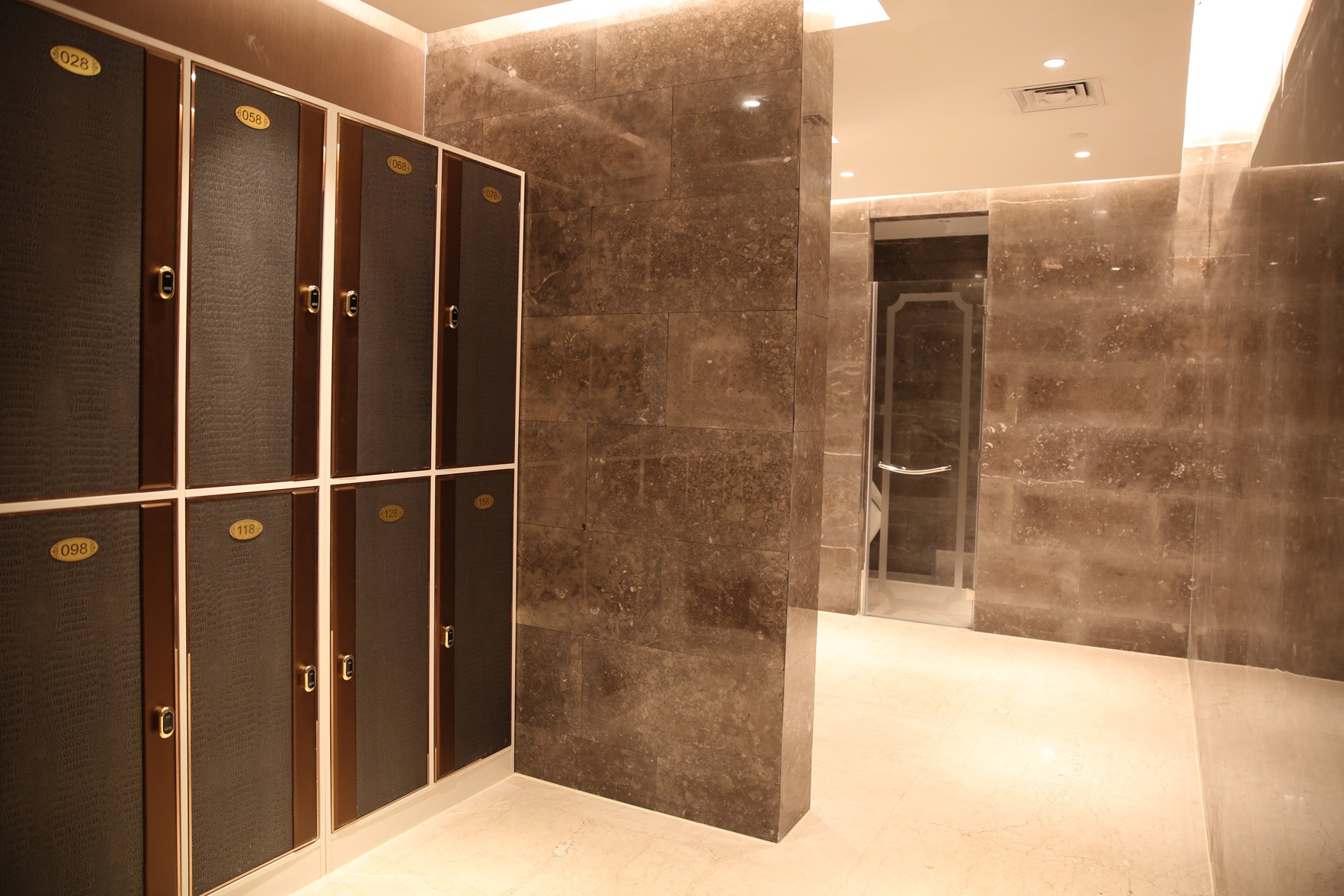 Pengxin International Hotel 5*