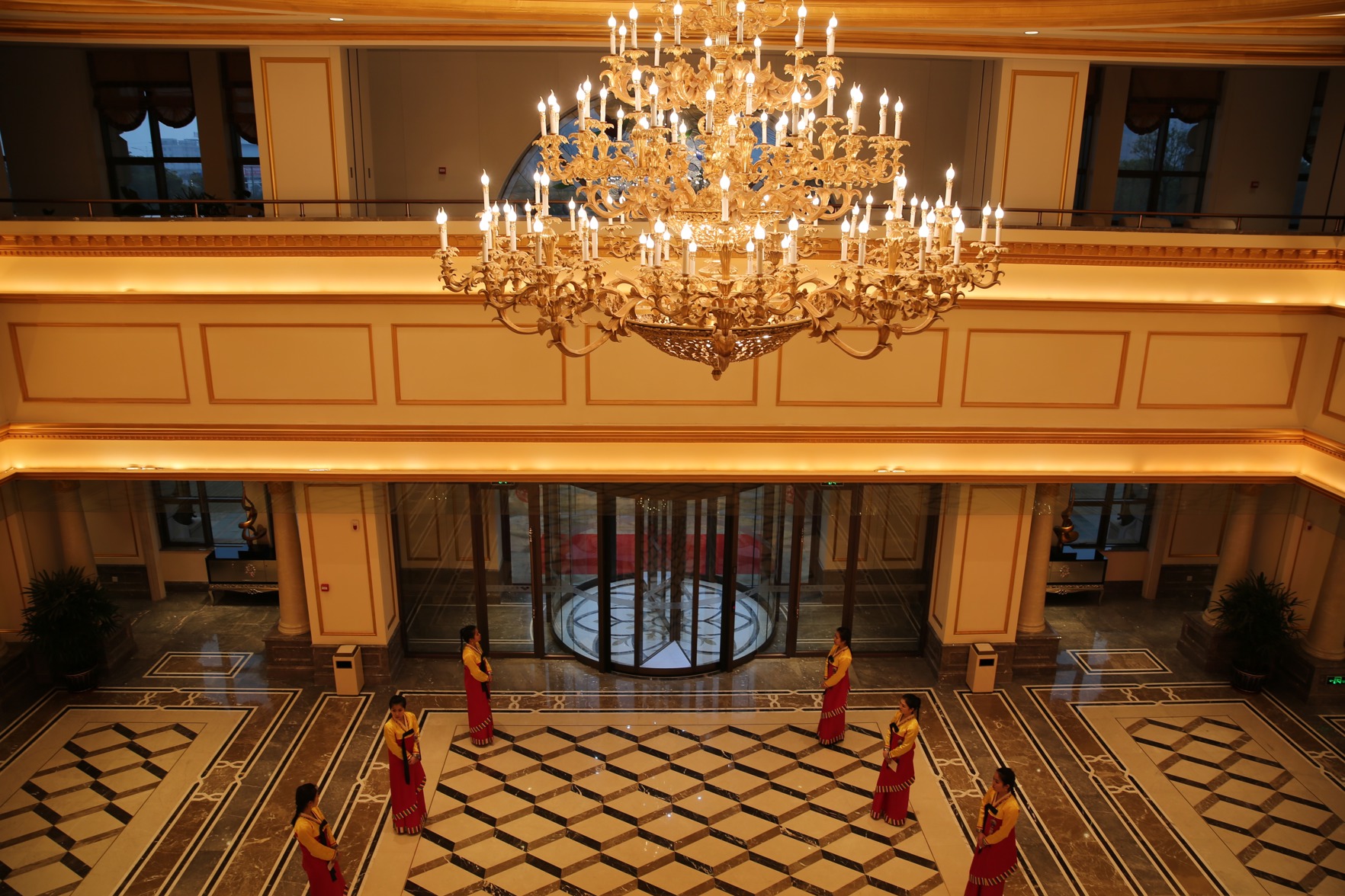 Pengxin International Hotel 5*