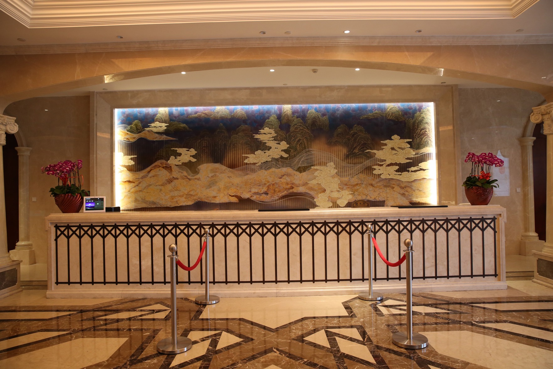 Pengxin International Hotel 5*