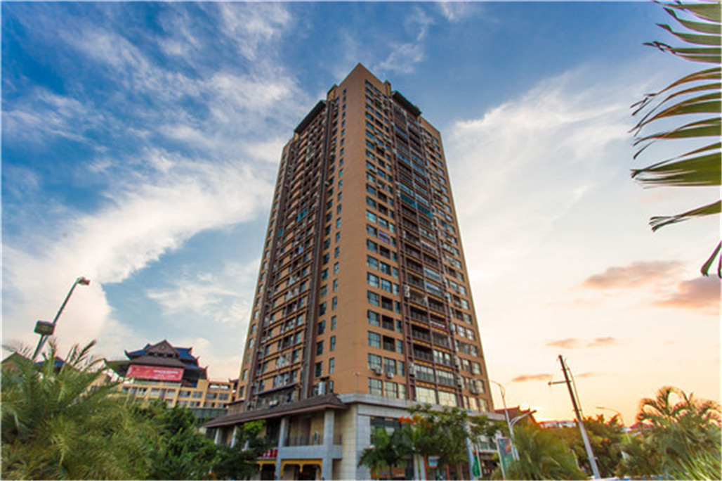 Yichenwei Binjiang Hotel (Xishuangbanna Splashing Plaza) 3*