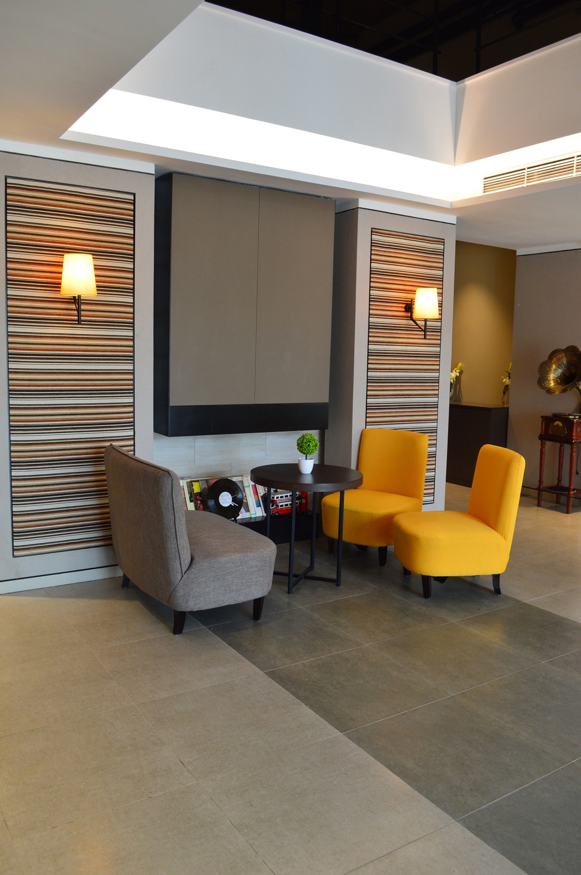 Homeinn Plus Hotel (Shenyang Shenbei University Town Shenbei Huaqiang Square) 3*