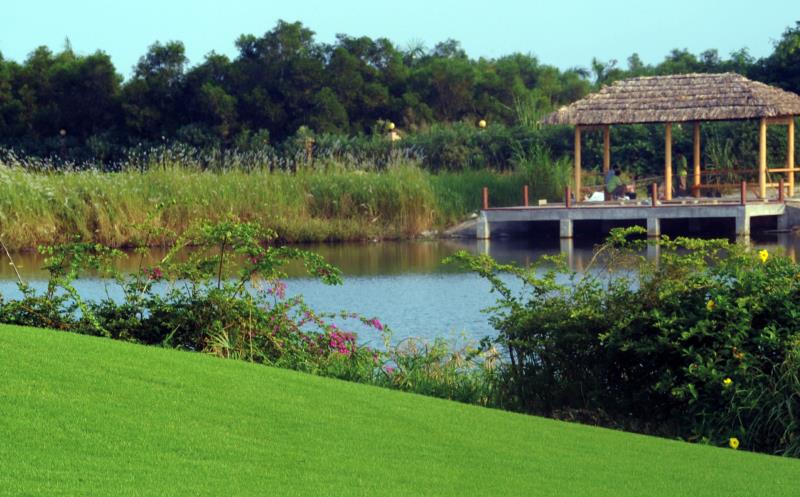 Zhuhai Jinwan Golf Hotel (Jinwan Huafa Shangdu Branch) 4*