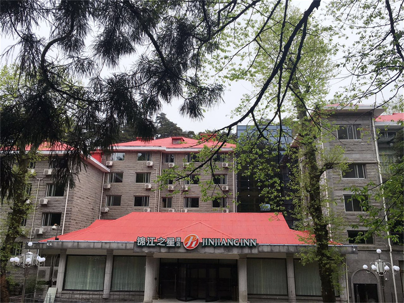 Jinjiang Inn Select (Lushan Scenic Area Xiangshan Road Yunzhong) 3*