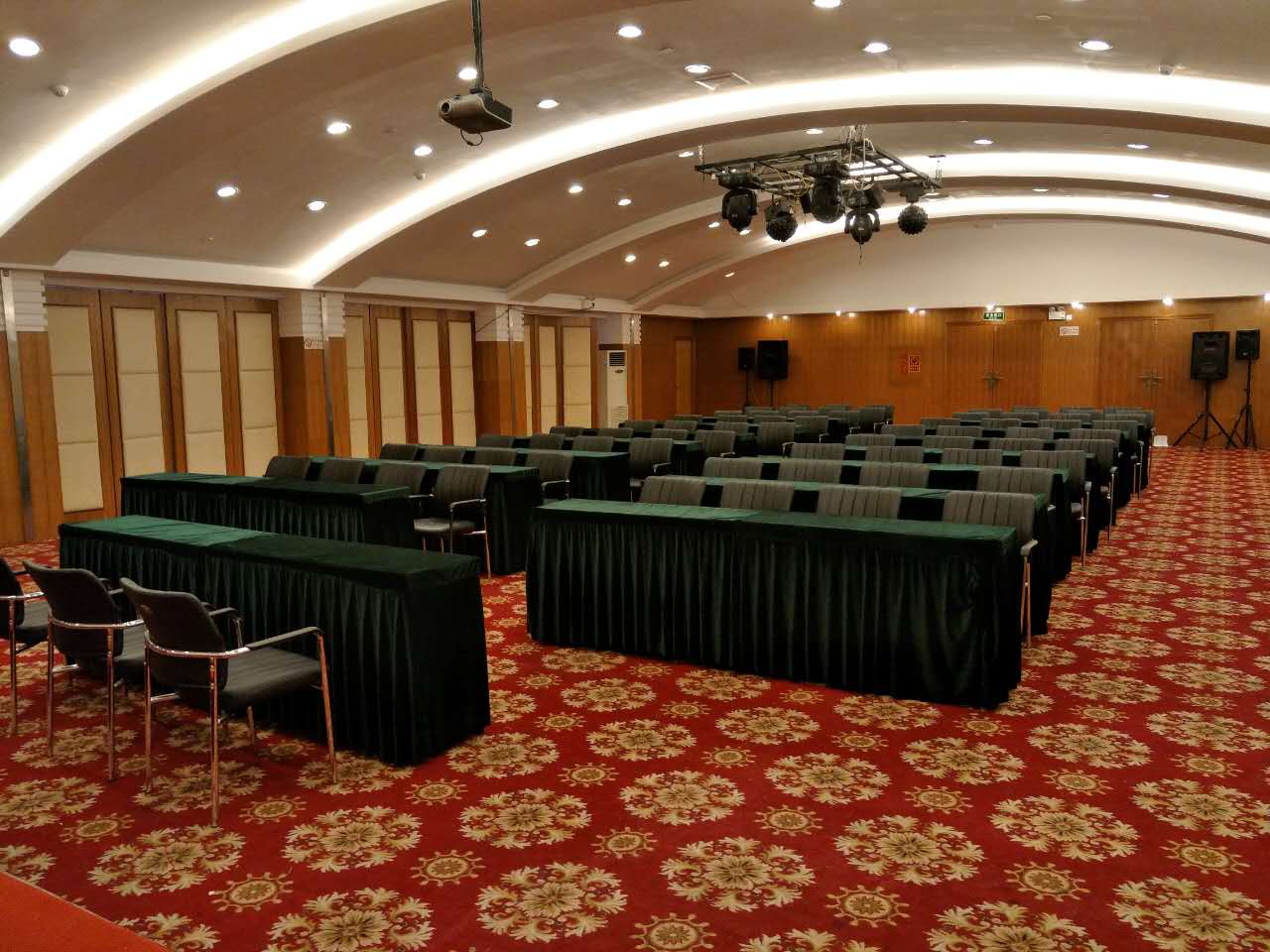 Jinjiang Inn Select (Lushan Scenic Area Xiangshan Road Yunzhong) 3*