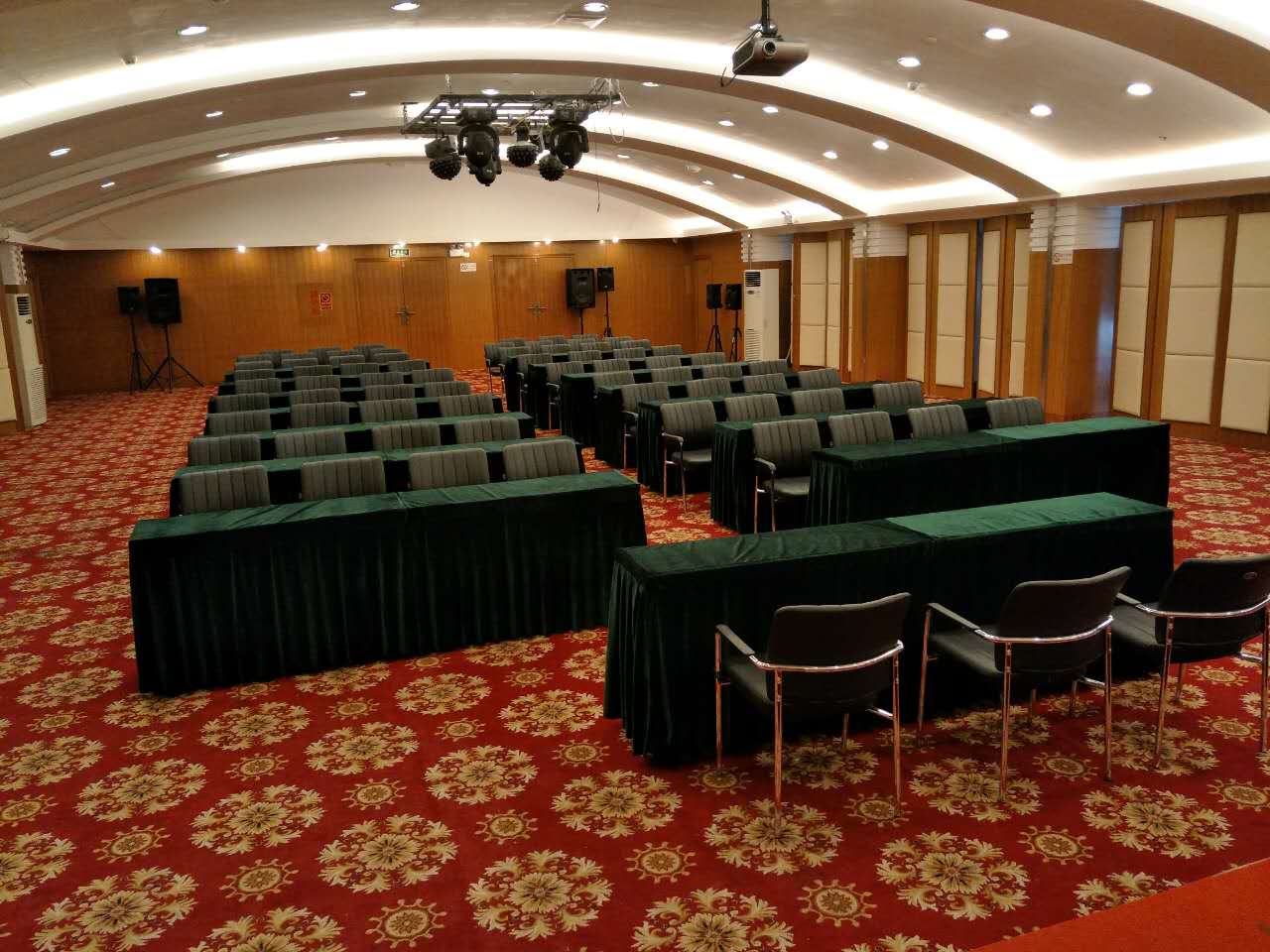 Jinjiang Inn Select (Lushan Scenic Area Xiangshan Road Yunzhong) 3*