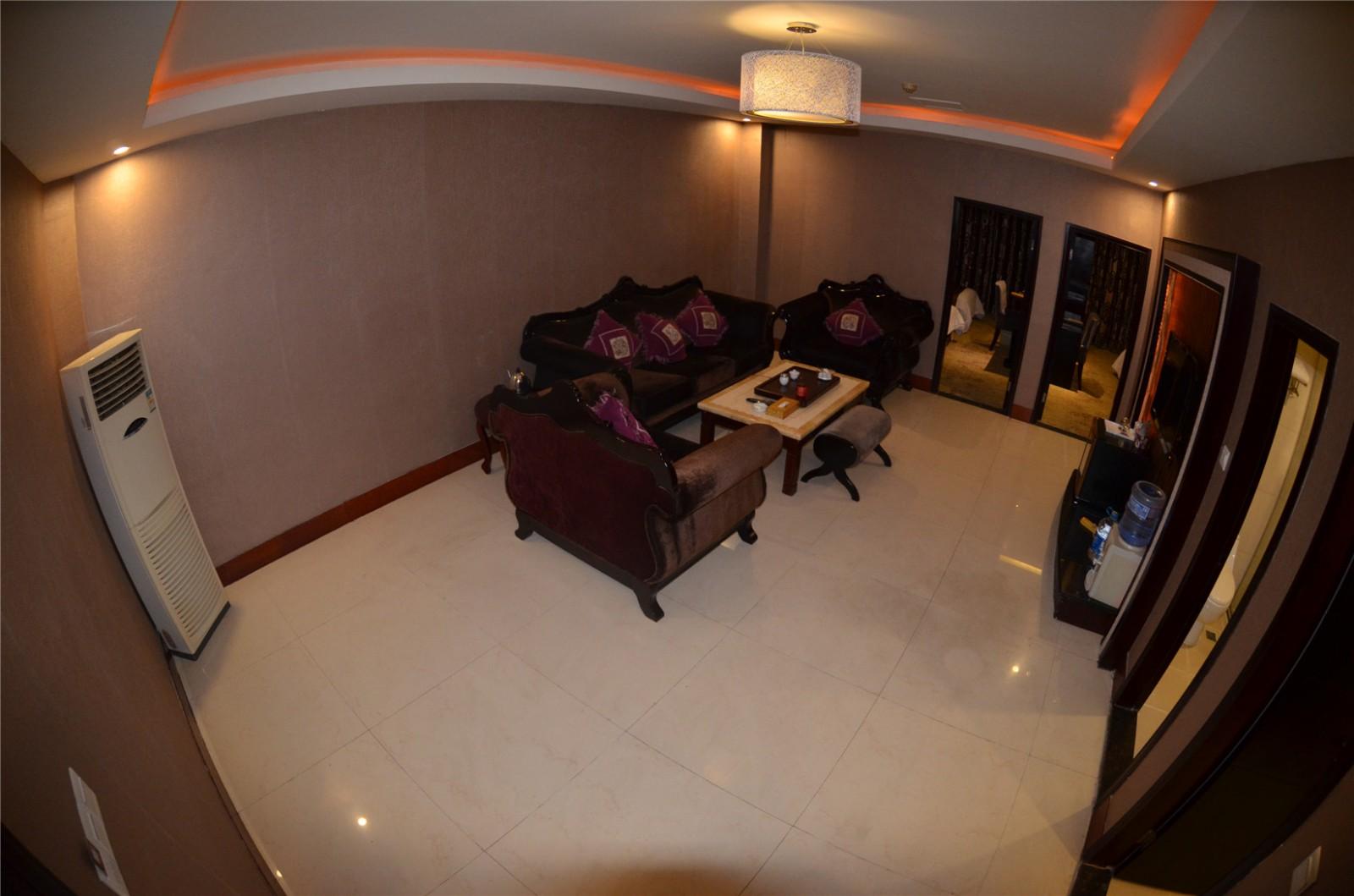 Oriental Paris Business Hotel 3*