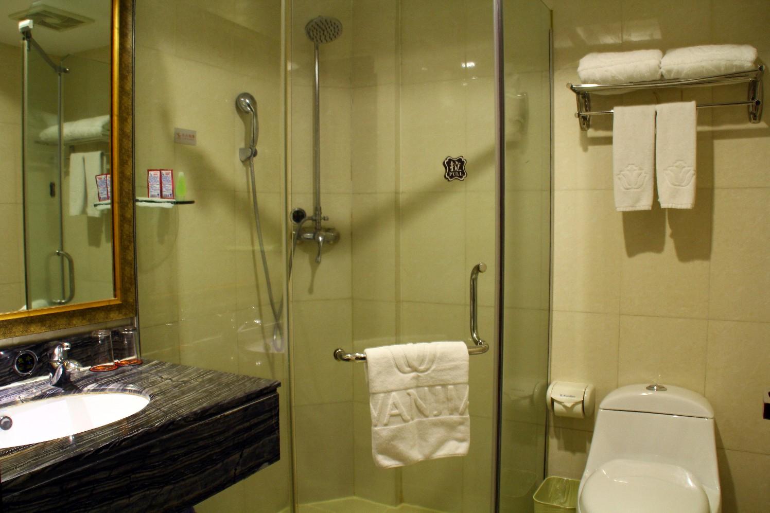 Oriental Paris Business Hotel 3*