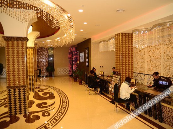 Dunhuang Carnival International Hotel (Shazhou Night Market) 3*
