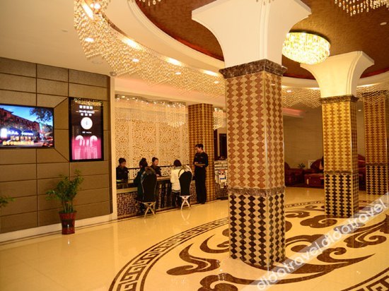 Dunhuang Carnival International Hotel (Shazhou Night Market) 3*