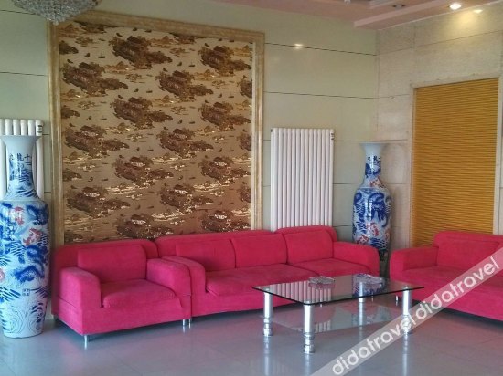 Ease Hotel (Chengde Xinglong County Branch) 2*