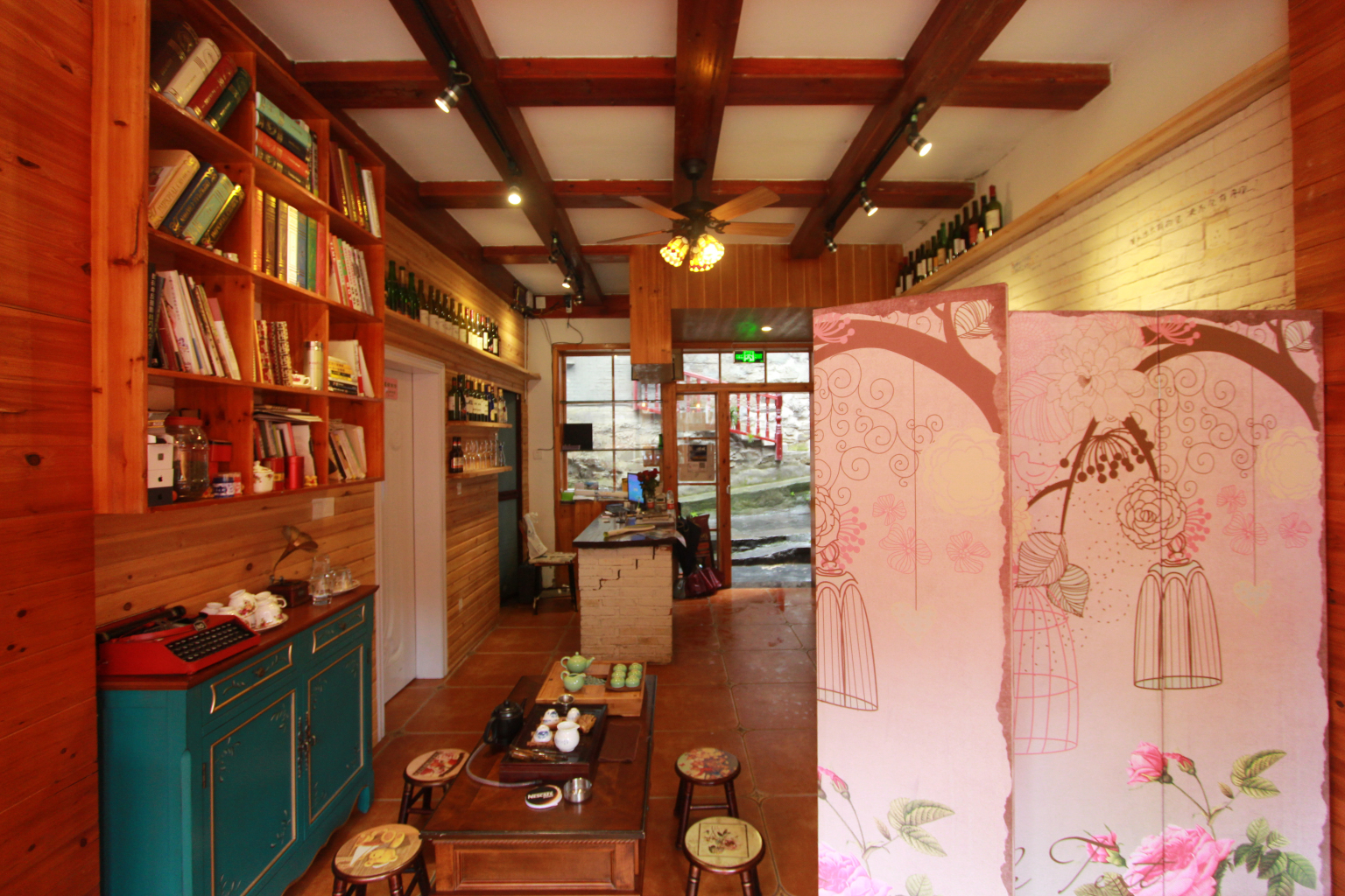 Fenghuang Memory River View Inn - Near Ancient City & River View Balcony 2*