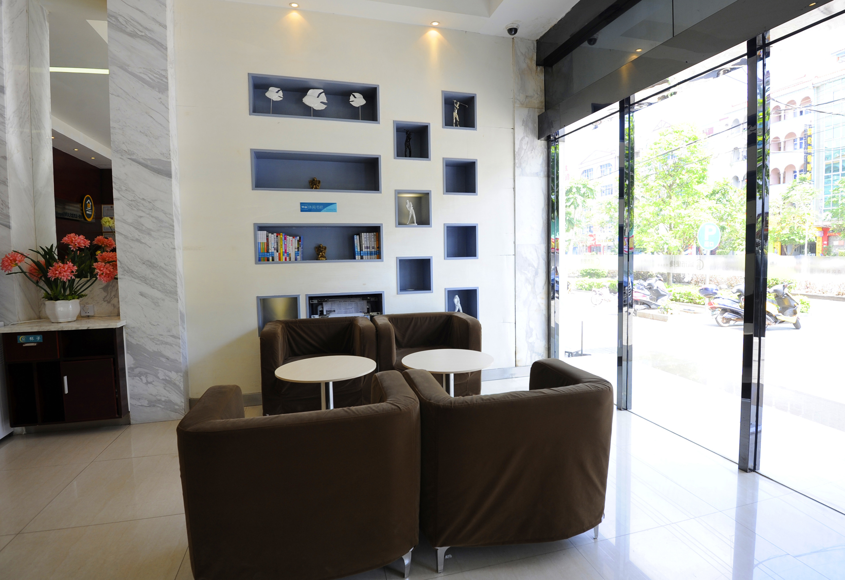 City Comfort Inn (Dongxing International Trade Port Store) 2*