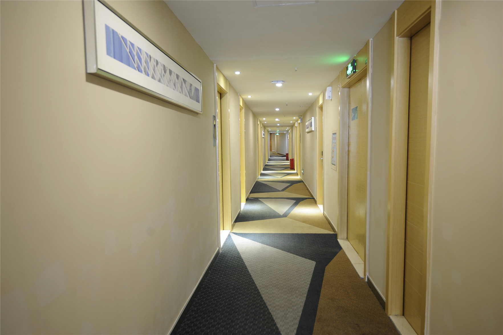 City Comfort Inn (Dongxing International Trade Port Store) 2*