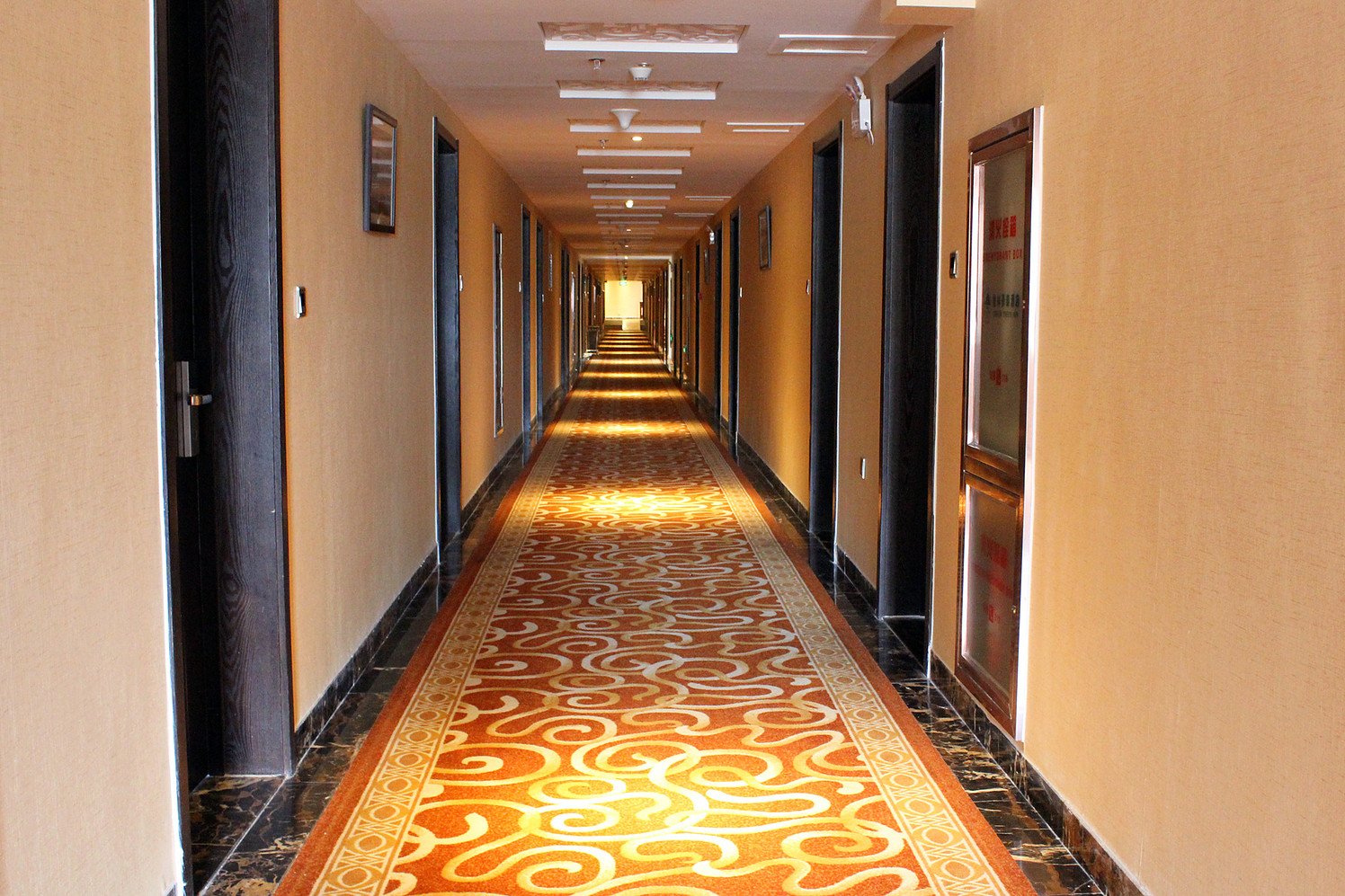 GreenTree Inn (Weihai North Station Bathing Beach) 2*