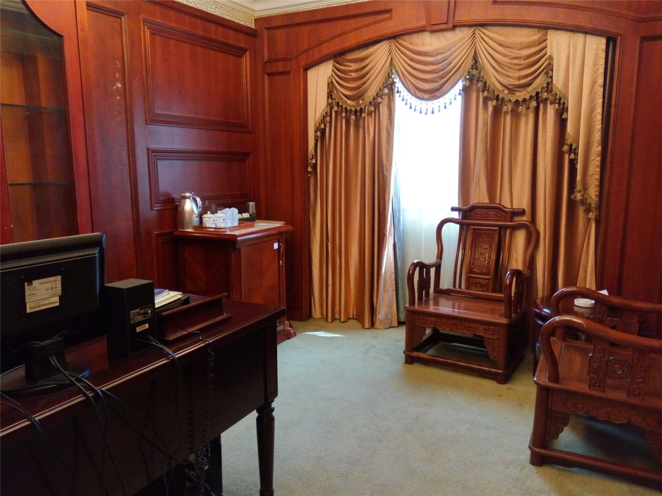 Jin Hua Hotel 3*