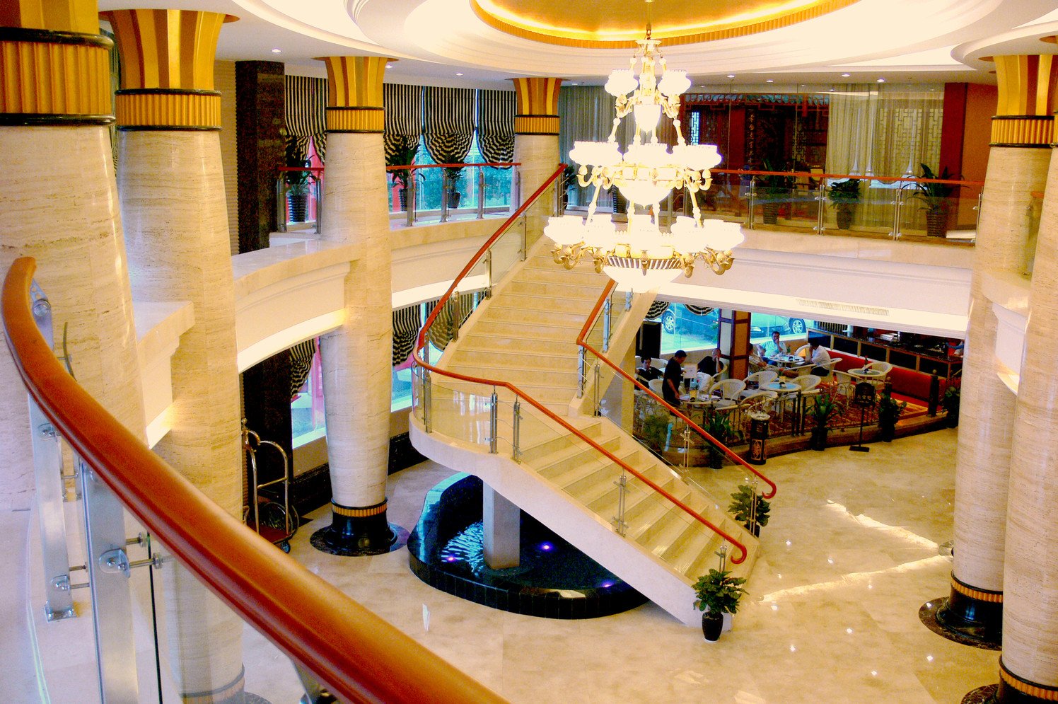 Jin Hua Hotel 3*