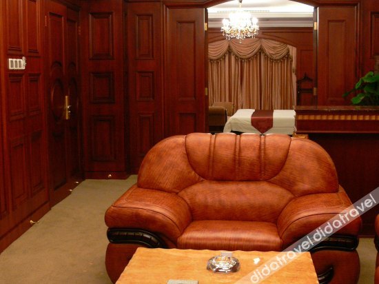 Jin Hua Hotel 3*
