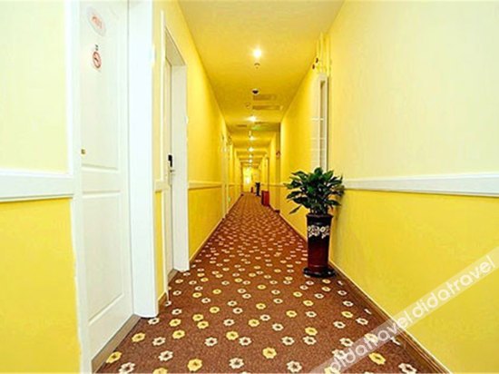 Homeinn Hotel (Beijing Capital University of Economics and Business Tiantan Hospital) 2*