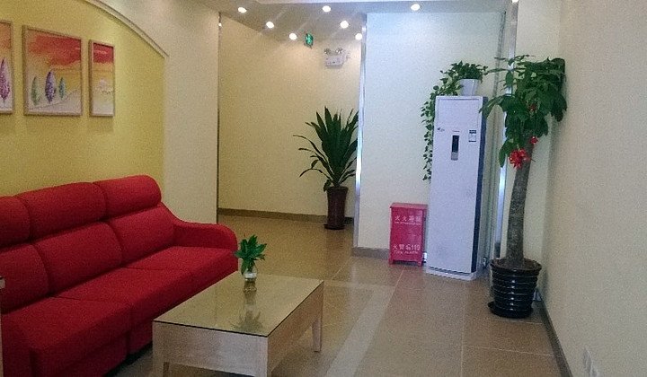 Homeinn Hotel (Beijing Capital University of Economics and Business Tiantan Hospital) 2*
