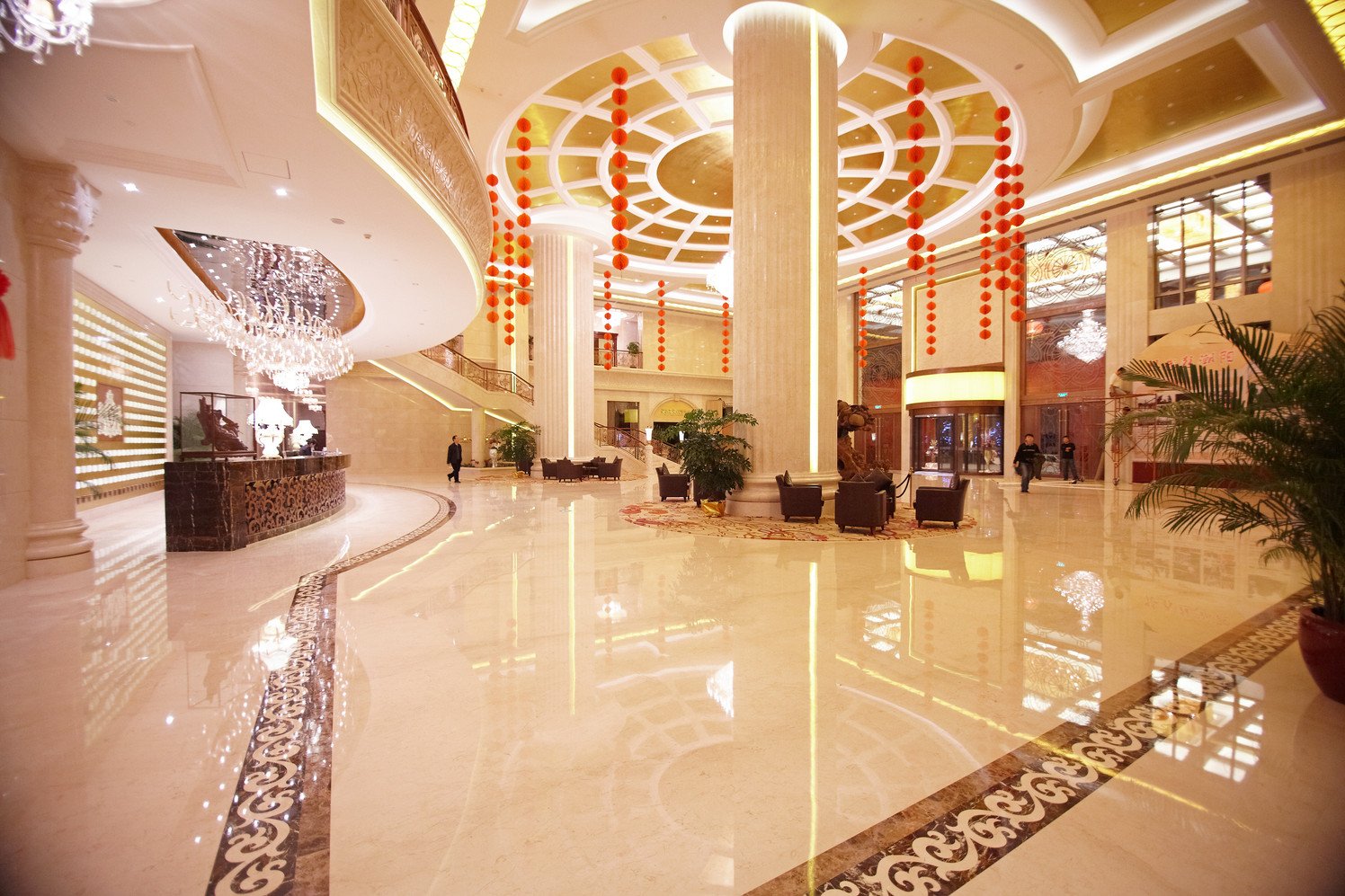 Easttune Hotel 5*