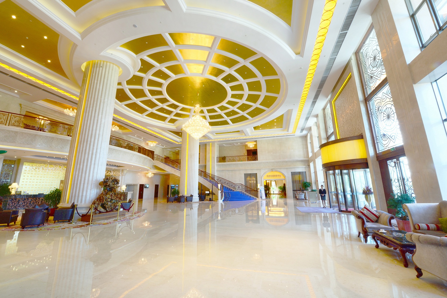 Easttune Hotel 5*
