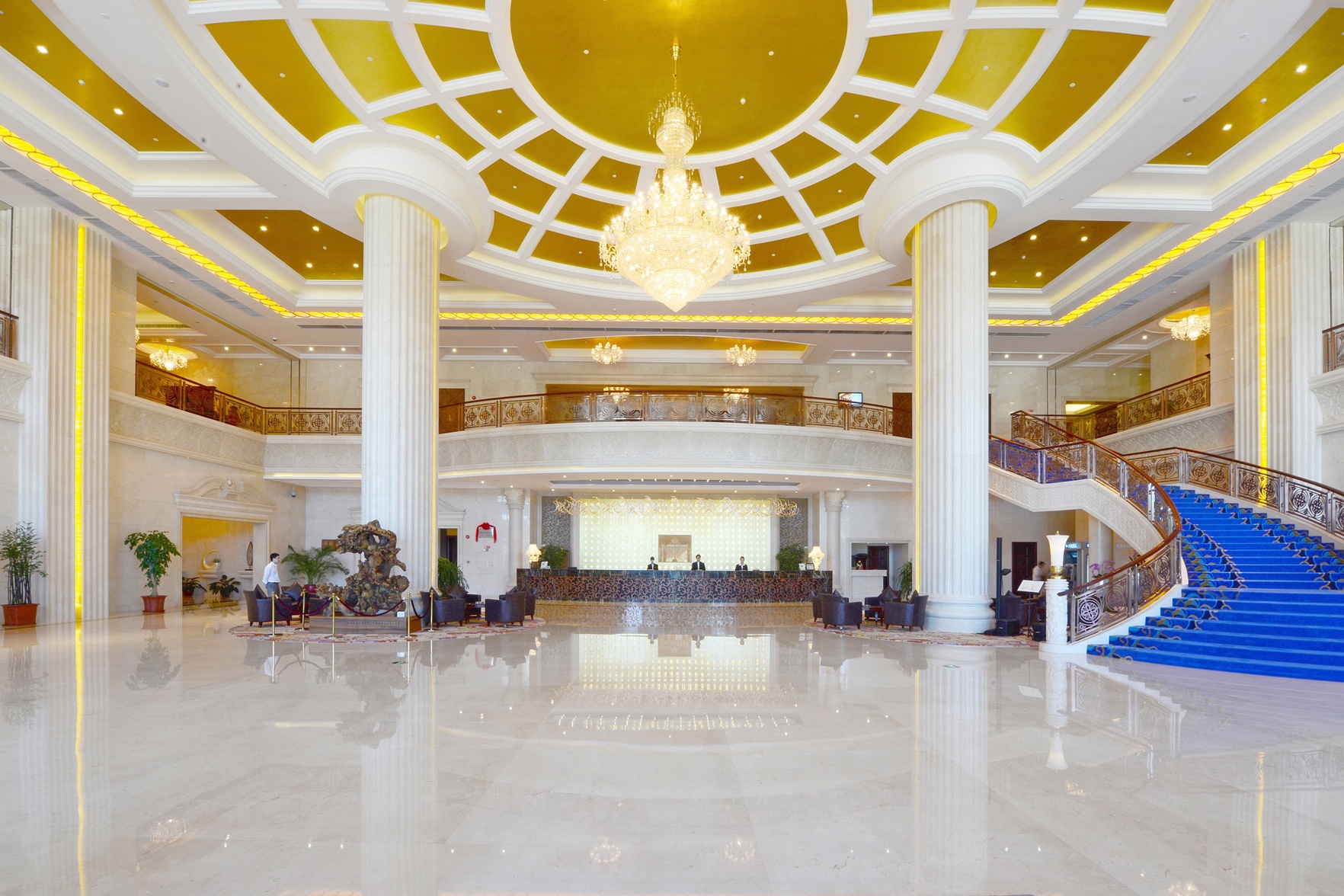 Easttune Hotel 5*