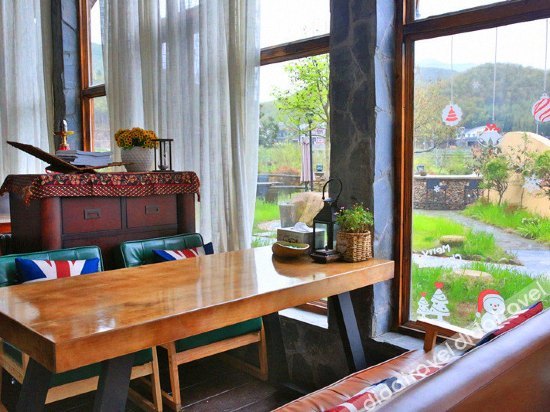 Moganshan Mountain Cat Inn 0*