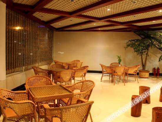 Dianyue Hotel 2*