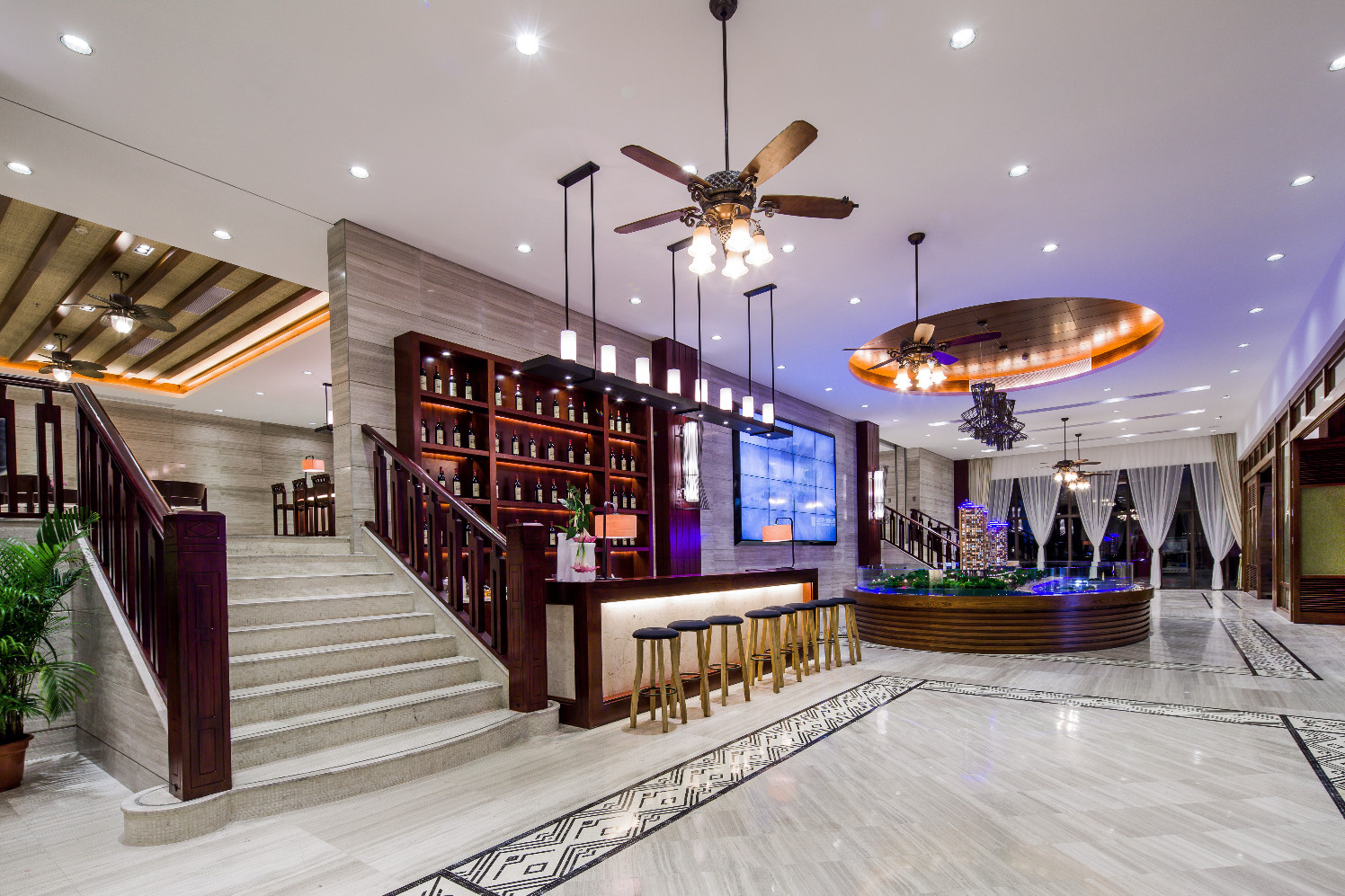 Bao'an Rainbow Bay Hotel 3*