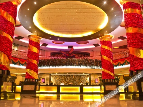 Jin Cheng Internationa Hotel 3*