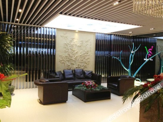 Booz Hotel (Shishi Dehui Plaza) 2*