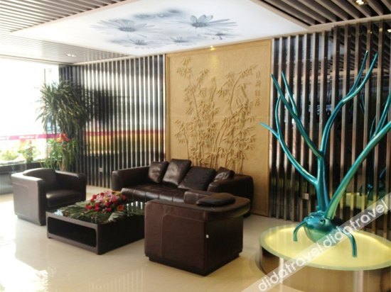 Booz Hotel (Shishi Dehui Plaza) 2*