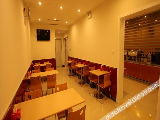 Shankee Hotel (Gaoyi Railway Station) 2*
