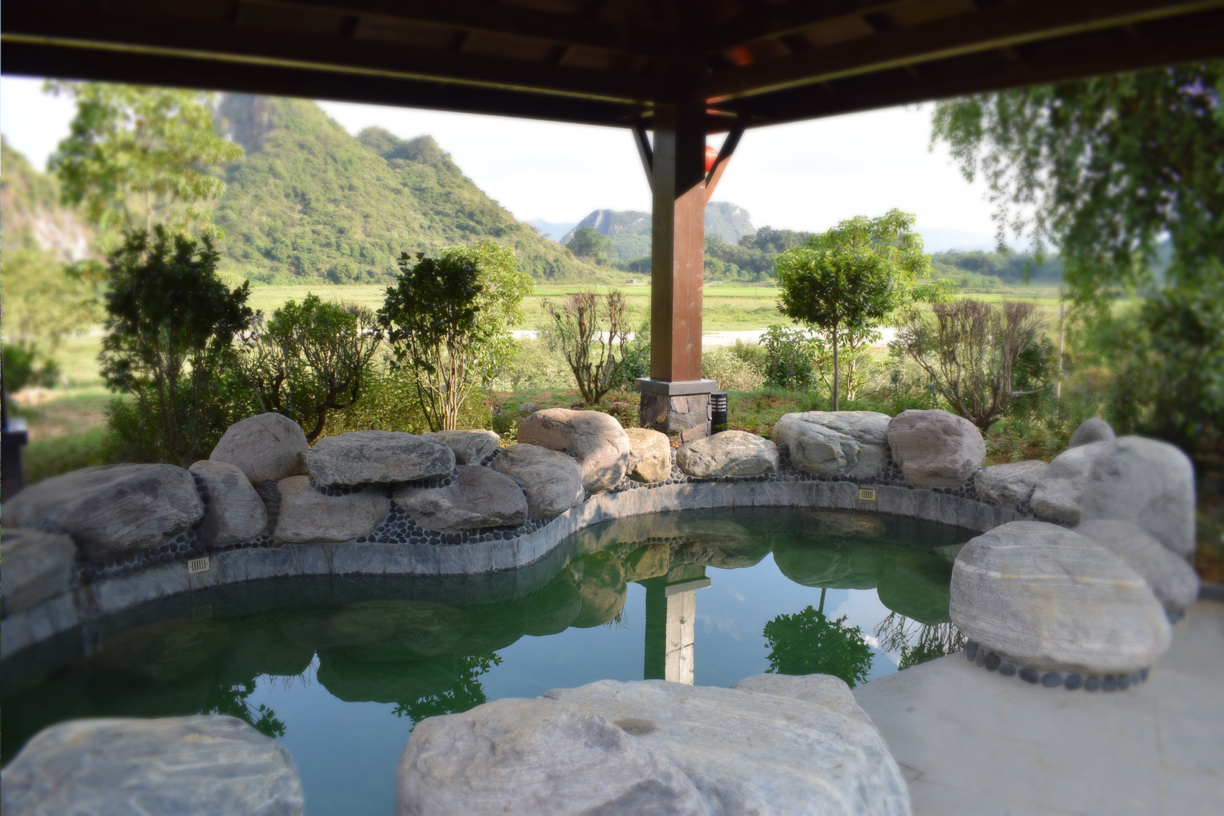 BJG Swan Lake Hot Spring Hotel 5*